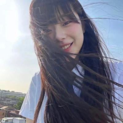 蓝风衣海报